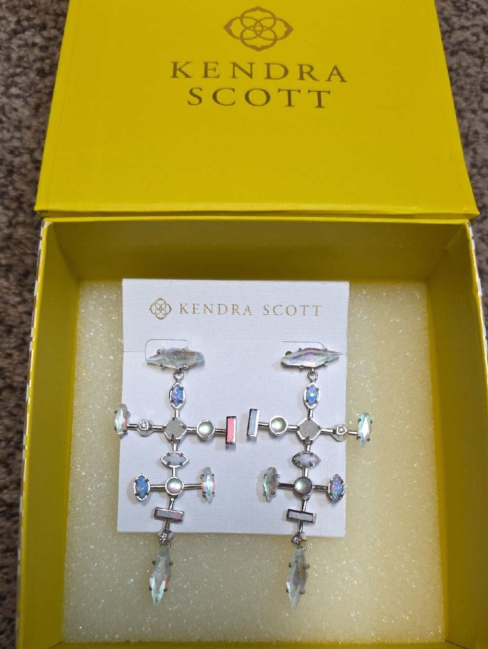 EUC Kendra Scott Teagan Earrings Iridescent Crystal Drop Earrings In Silver
